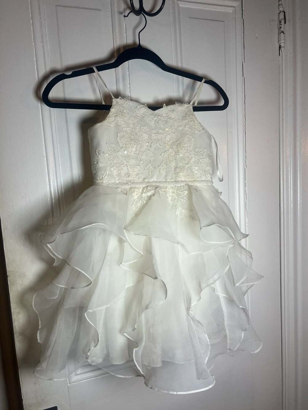 David's Bridal Girls' Lace Illusion Neckline Tiered Tulle Flower Girl Dress
